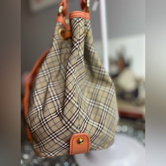 Burberry Blue Label Nova Check drawstring bucket bag EUC - Picture 10 of 17